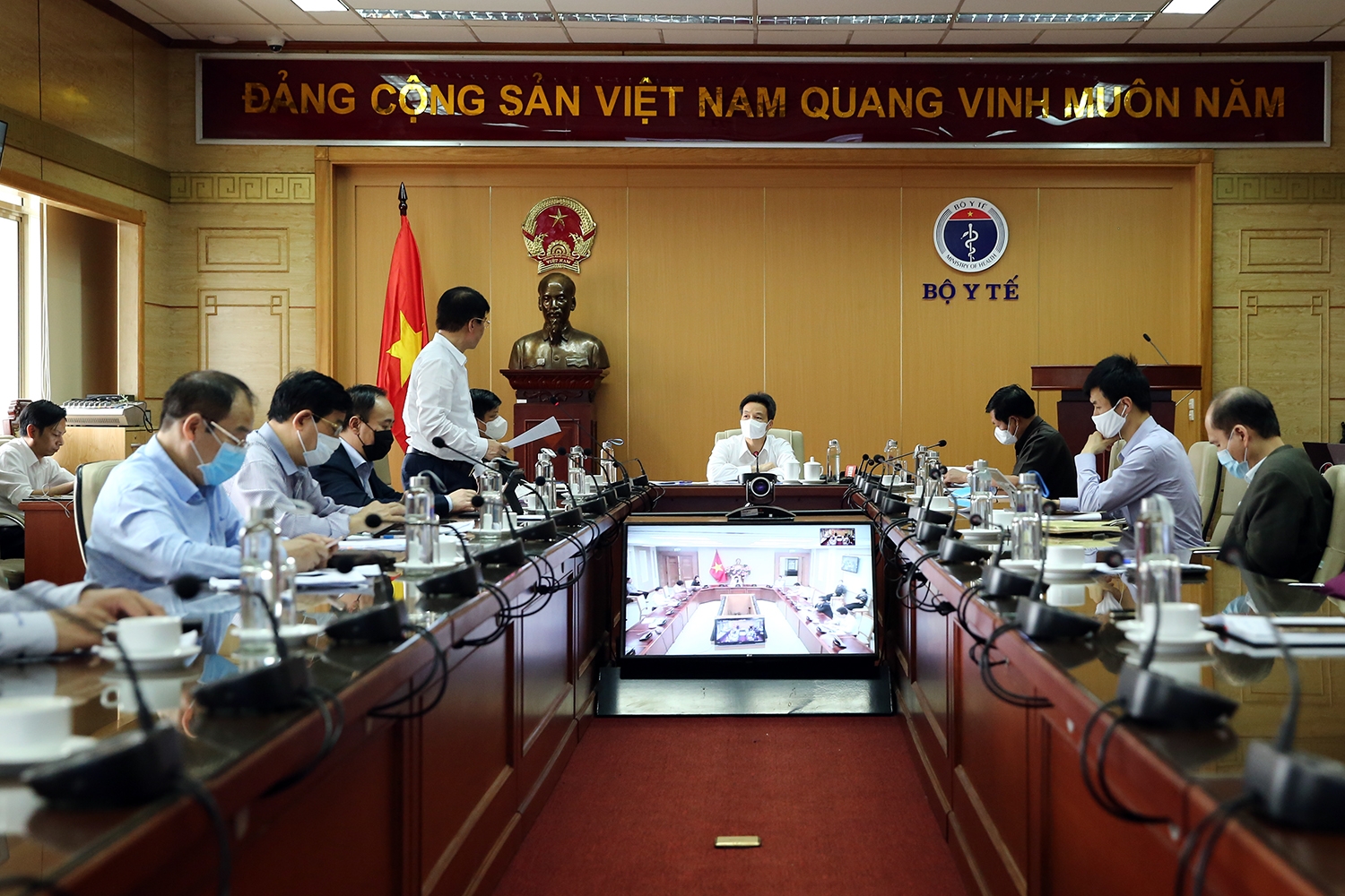 Việt Nam đã hoàn thiện phác đồ điều trị Covid-19 viet nam da hoan thien phac do dieu tri covid 19