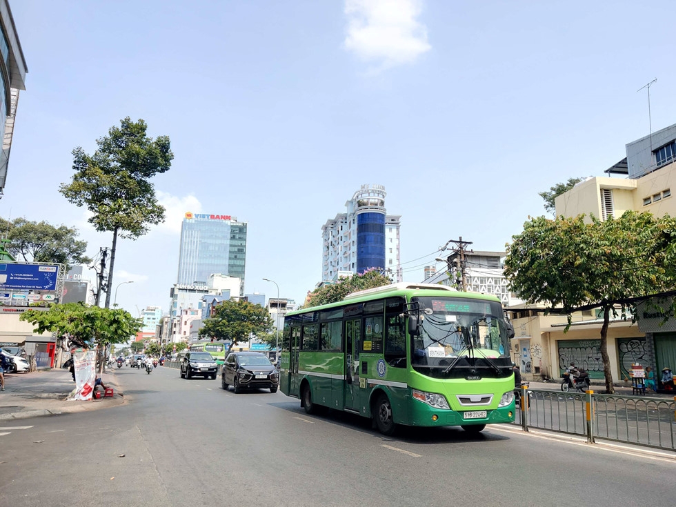 ha noi tp ho chi minh ngung hoat dong xe buyt phong covid 19