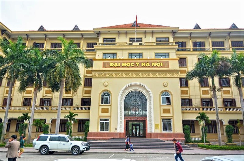 chi tieu tuyen sinh nam 2019 va diem chuan 2 nam gan nhat cua dh y ha noi