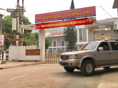 truong cong an duoi hoc 25 sinh vien son la vi gian lan thi thpt quoc gia 2018