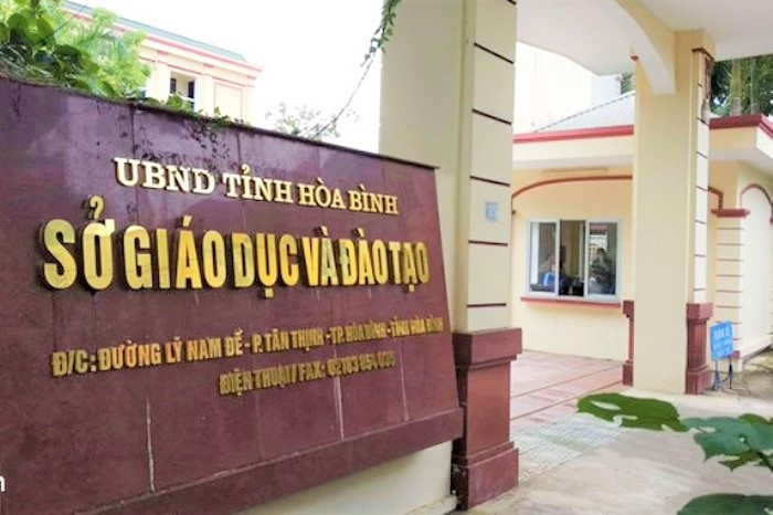 Gian lận thi THPT quốc gia 2018: Khởi tố, bắt tạm giam 3 giáo viên Hòa Bình gian lan thi thpt quoc gia 2018 khoi to bat tam giam 3 giao vien hoa binh