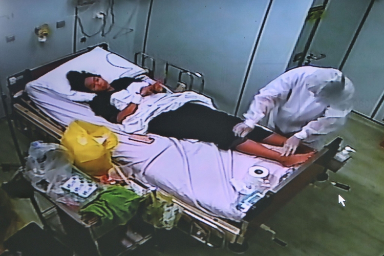 Video: Con gái tỷ phú Johnathan Hạnh Nguyễn bịn rịn chào bác sĩ khi khỏi bệnh Covid-19 clip con gai ty phu johnathan hanh nguyen bin rin chao bac si khi khoi benh covid 19