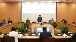 bac si om nhau khoc vi benh nhan covid 19 cuoi cung xet nghiem am tinh
