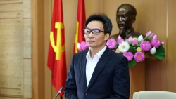 bac si om nhau khoc vi benh nhan covid 19 cuoi cung xet nghiem am tinh