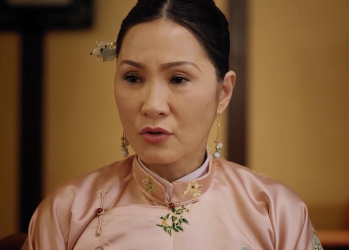 Phượng khấu tập 6: Vua vừa đi tuần, Lệnh phi lộng quyền bắt nạt Quý phi phuong khau tap 6 vua vua di tuan lenh phi long quyen bat nat quy phi