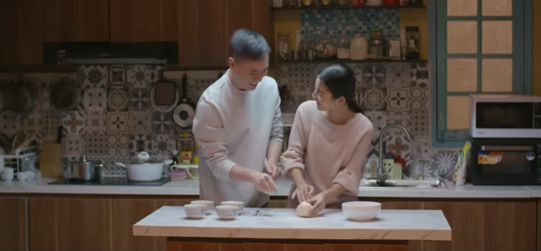 Nhà trọ Balanha tập 12: Nhiên và Nhi đánh nhau vì hộp sữa nha tro balanha tap 12 nhien va nhi danh nhau vi hop sua