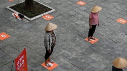 hang nghin nguoi my bieu tinh chong phong toa covid 19