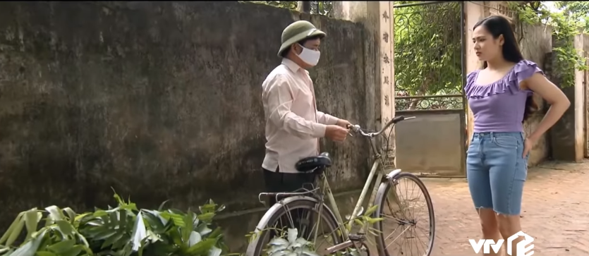 Những ngày không quên tập 12: 'Con giáp thứ 13' gọi điện thoại thách thức Huệ nhung ngay khong quen tap 12 con giap thu 13 goi dien thoai thach thuc hue
