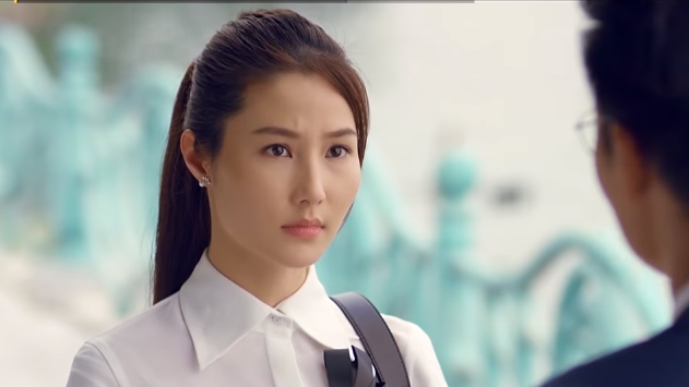 tinh yeu va tham vong tap 15 tue lam phat hien minh linh o trong phong cung nhau