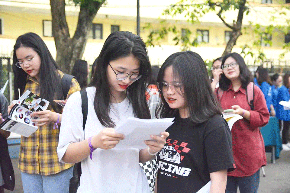 Thí sinh không phải đóng lệ phí dự thi THPT quốc gia 2019 thi sinh khong phai dong le phi du thi thpt quoc gia 2019