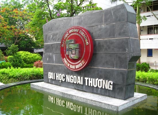 tuyen sinh 2019 dh ngoai thuong bat dau nhan ho so xet tuyen ket hop