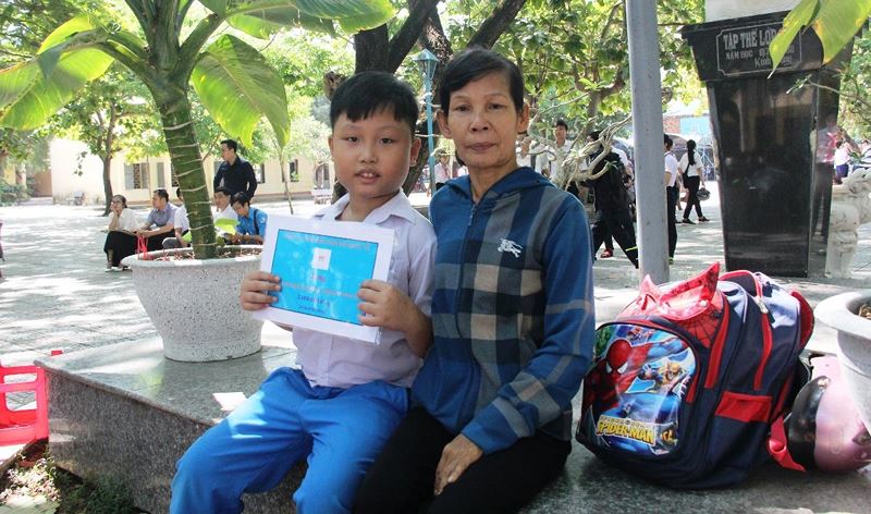 “Học bổng AIC nâng bước em vươn đến giấc mơ lên giảng đường” hoc bong aic nang buoc em vuon den giac mo len giang duong