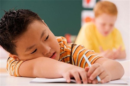 Thầy giáo ra 6 bài tập hè khiến phụ huynh giật mình: "Nghỉ hè của con đâu rồi?" thay giao ra 6 bai tap he khien phu huynh giat minh nghi he cua con dau roi