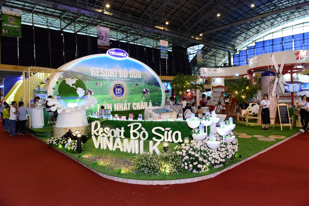 vinamilk to chuc san choi ngay 16 va huong ung ngay sua the gioi