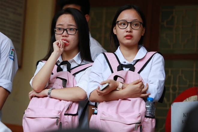 Đề thi tuyển sinh lớp 10 môn Toán Hà Nội: Phổ điểm chung khoảng 7 điểm de thi tuyen sinh lop 10 mon toan ha noi pho diem chung khoang 7 diem