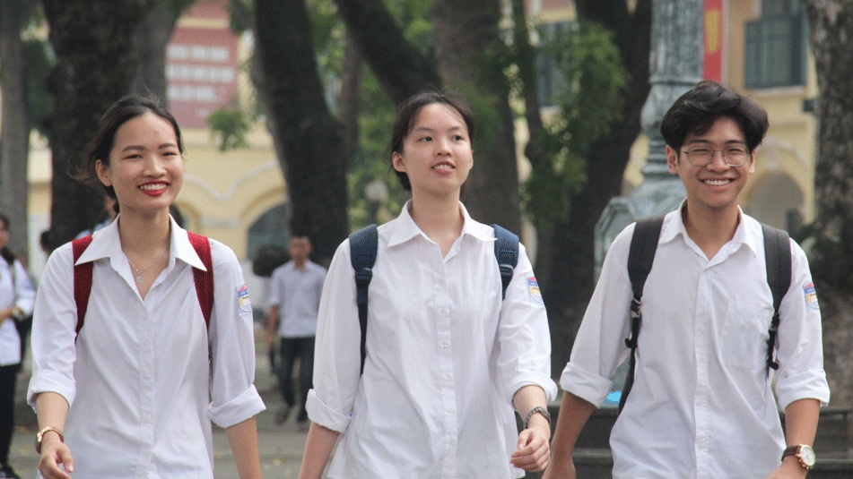 cap nhat de thi giao duc cong dan thpt quoc gia 2019
