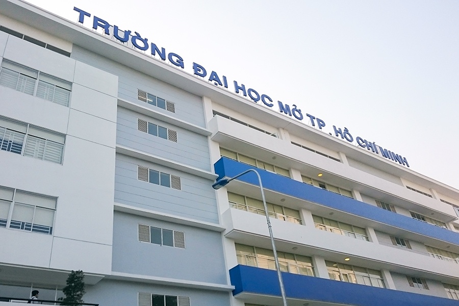 danh sach gan 2500 thi sinh trung tuyen vao dh mo tp hcm nam 2019