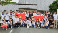 hoc sinh viet nam gianh ngoi quan quan sage world cup