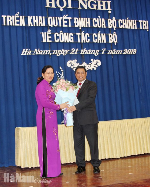 Bà Lê Thị Thủy được điều động giữ chức Bí thư Tỉnh ủy Hà Nam ba le thi thuy duoc dieu dong giu chuc bi thu tinh uy ha nam