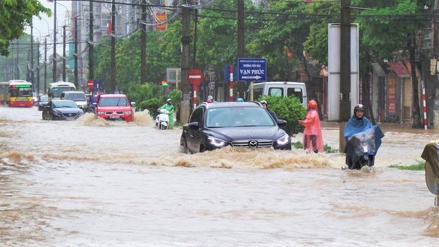 Bão số 3: Hà Nội ngập nặng, ứng trực 24/24h ung pho bao so 3 ha noi ngap nang truc 2424h
