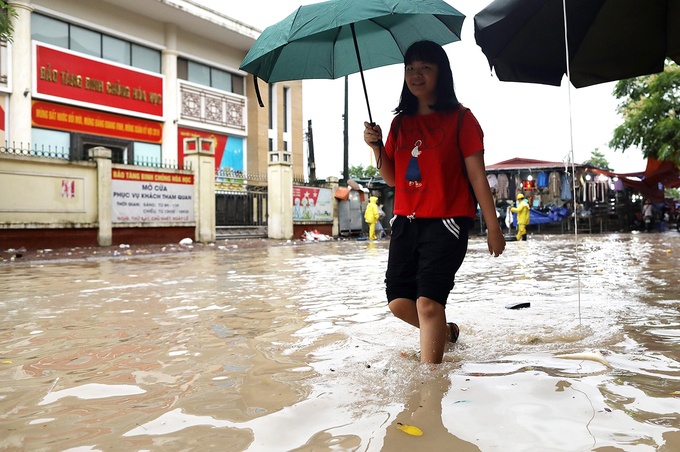 Hà Nội: Những điểm ngập nặng do mưa lớn sau bão số 3 ha noi nhung diem ngap nang do mua lon sau bao so 3