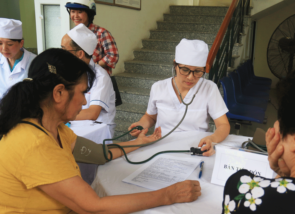 cac chuyen gia mach cach phong nhiem doc thuy ngan sau vu chay rang dong