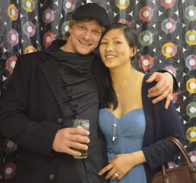 "Cô bé" người H’Mông nói tiếng Anh "như gió" đã ly hôn chồng Bỉ co be nguoi hmong noi tieng anh nhu gio da ly hon chong bi