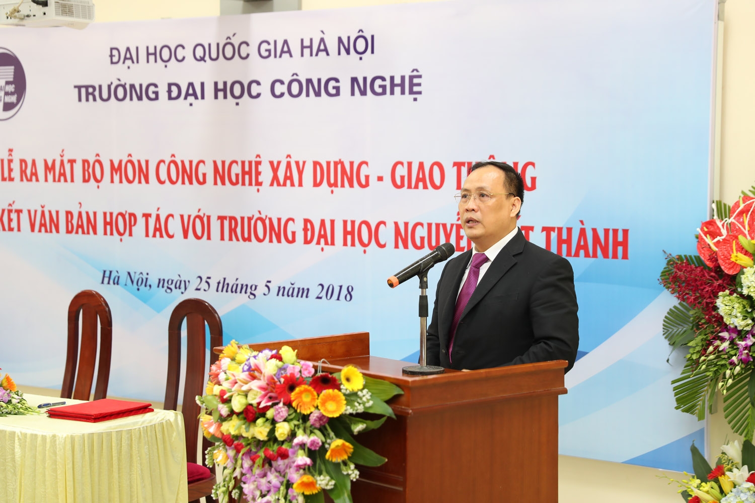 Ba người Việt lọt Top 100.000 nhà khoa học hàng đầu thế giới là ai? ba nha khoa hoc viet nam lot top 100000 nha khoa hoc hang dau the gioi la ai