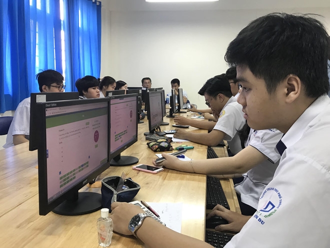 Thi THPT quốc gia mới: Thí sinh thi trên máy nhiều lần trong năm thi thpt quoc gia moi thi sinh thi tren may nhieu lan trong nam