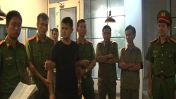 nu dieu duong bi bo benh nhi danh gay xuong ham