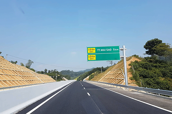 thong xe tuyen cao toc ha noi di lang son rut ngan gan 1 tieng