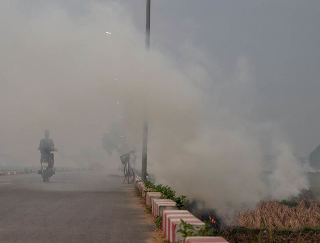 ha noi mit mu khoi toa do dot rom ra nhung ngay o nhiem khong khi