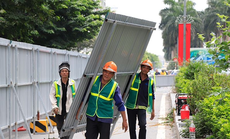 Hà Nội cấm xe nhiều tuyến phố để xây dựng đường đua xe F1 ha noi cam xe nhieu tuyen pho de xay dung duong dua xe f1