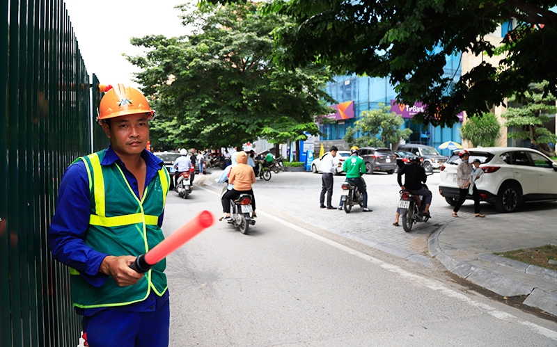 Hà Nội cấm xe nhiều tuyến phố để xây dựng đường đua xe F1 ha noi cam xe nhieu tuyen pho de xay dung duong dua xe f1
