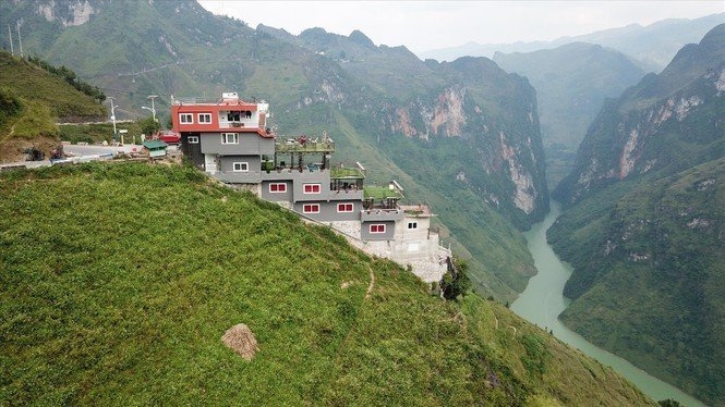 Tòa Panorama Mã Pí Lèng: “Khẩn trương hoàn thiện hồ sơ công trình để thẩm định” toa panorama ma pi leng khan truong hoan thien ho so cong trinh de tham dinh