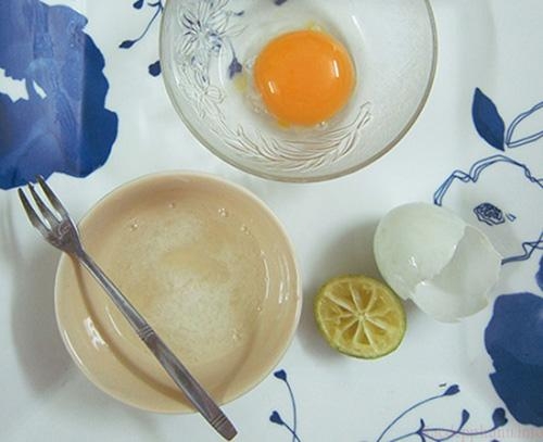 Trị mụn đầu đen bằng trứng gà có thực sự hiệu quả không? tri mun dau den bang trung ga co thuc su hieu qua khong