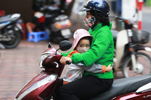 Gió mùa Đông Bắc ùa về giữa đợt ô nhiễm không khí Hà Nội khong khi lanh tran ve nhiet do mien bac cuoi tuan thap bao nhieu