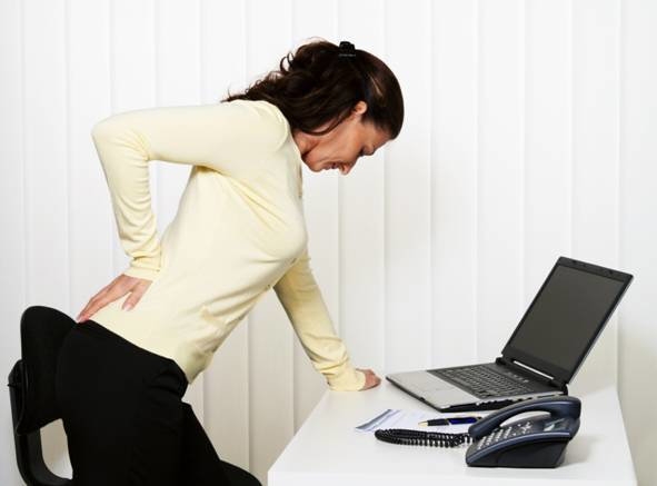 Thoát vị đĩa đệm là gì? Triệu chứng và nguyên nhân bệnh thoat vi dia dem la gi trieu chung va nguyen nhan benh