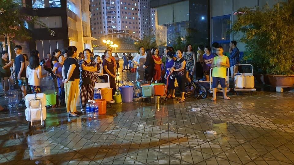 Công ty nước sạch sông Đà cấp nước trở lại từ tối muộn 16/10 cong ty nuoc sach song da cap nuoc tro lai tu khuya 1610