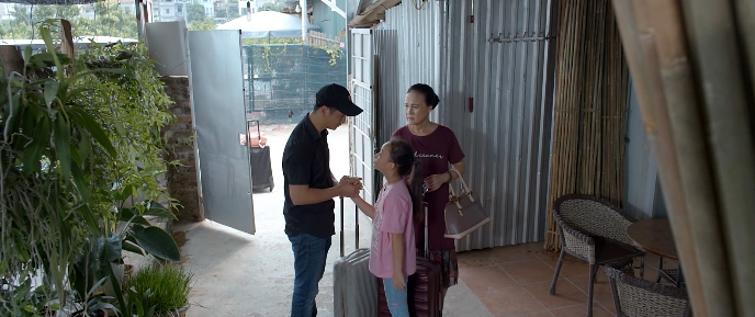Hoa hồng trên ngực trái tập 26: Thái trắng tay phải thuê nhà trọ lụp xụp hoa hong tren nguc trai tap 26 thai trang tay phai thue nha tro lup xup
