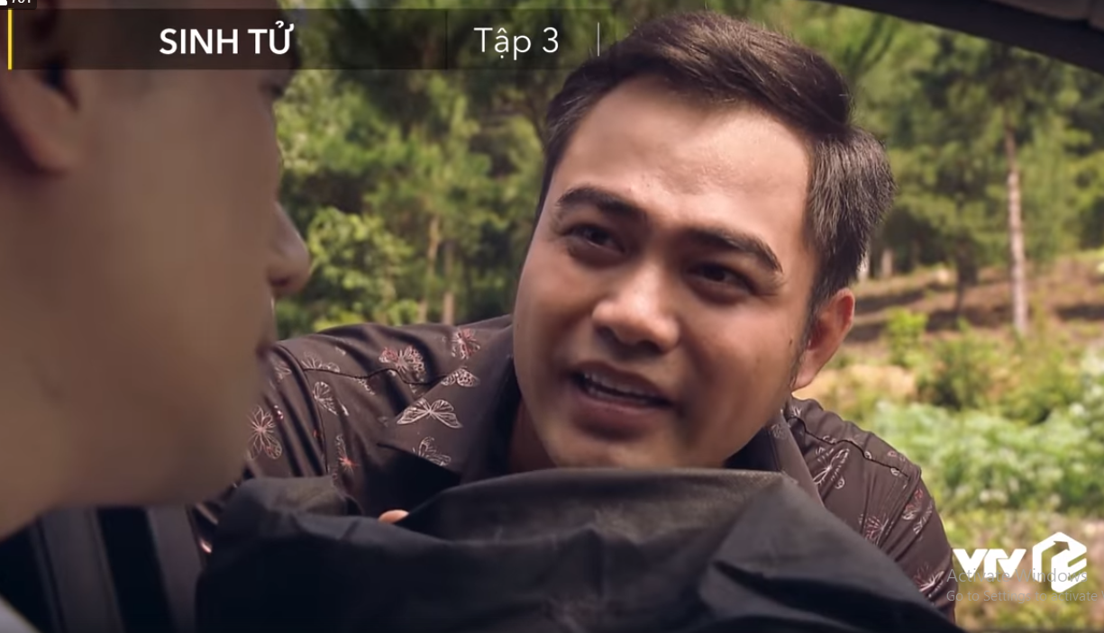 sinh tu tap 3 le hoang de doa ty ngoi tu thay hua chay an