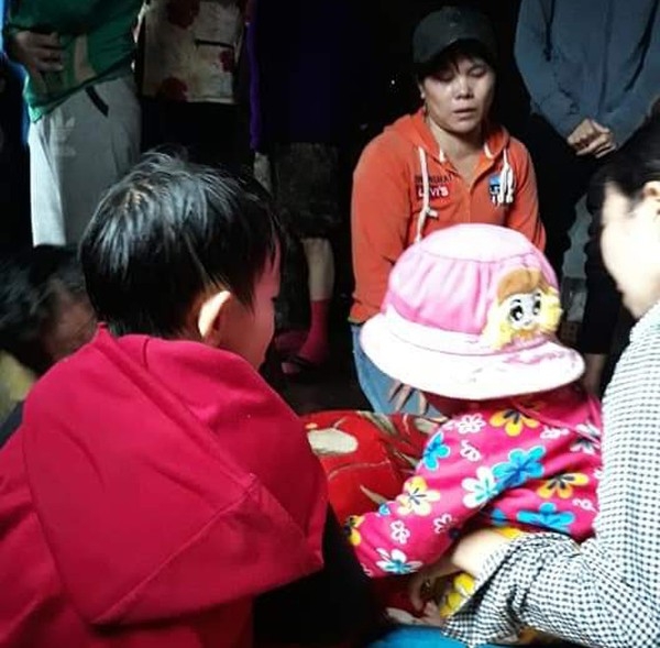 Phú Yên: Chằng mái nhà chống bão số 6, người đàn ông bị điện giật chết phu yen chang mai nha chong bao so 6 nguoi dan ong bi dien giat chet