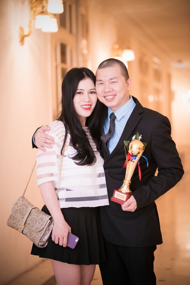 dien vien hai anh ong chu chuoi thoi trang sevenam la ai
