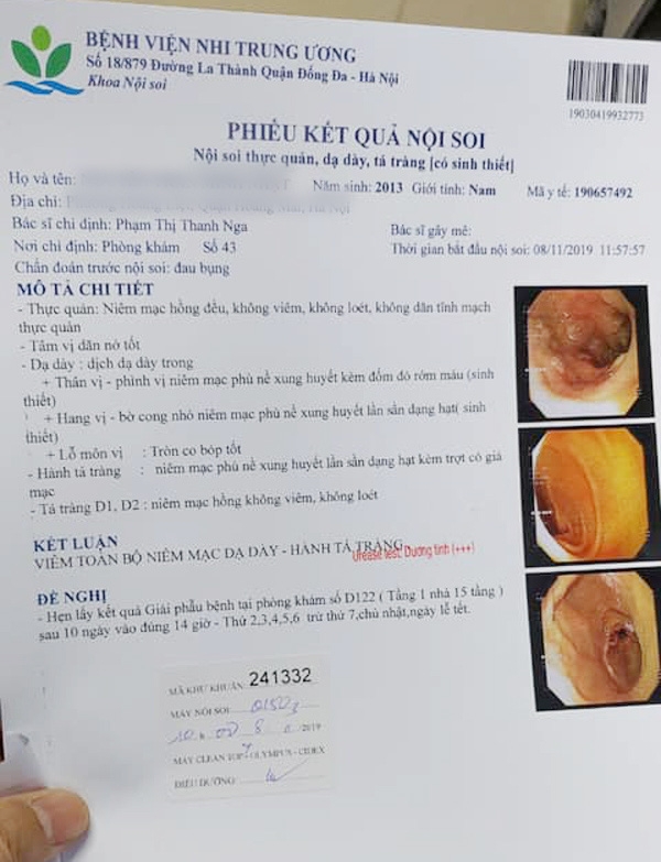 ha noi chau 6 tuoi bi viem da day vi ba noi mom com hang ngay