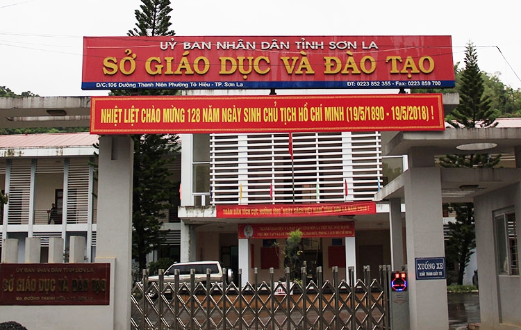 Thêm 3 cán bộ liên quan đến vụ gian lận thi ở Sơn La bị kỉ luật them 3 can bo lien quan den vu gian lan thi o son la bi ki luat