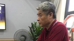 them truong hop 2 hoc sinh roi xuong duong tu xe dua don