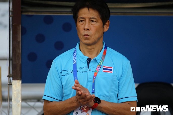 U22 Thái Lan thua tan nát trước Indonesia, HLV đổ lỗi cho... mặt sân u22 thai lan thua tan nat truoc indonesia hlv nishino do loi cho mat san