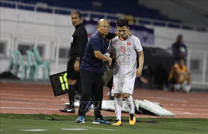 Cầu thủ U22 Singapore khiến Quang Hải rách cơ đùi là ai? danh tinh cau thu u22 singapore khien quang hai rach co dui