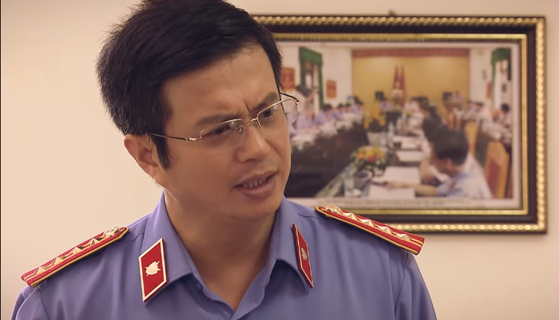 Sinh tử tập 37 VTV1: Đổ hết tội cho chủ tịch huyện, Mai Hồng Vũ ngư ông đắc lợi ra sao? sinh tu tap 37 vtv1 do het toi cho chu tich huyen mai hong vu ngu ong dac loi ra sao