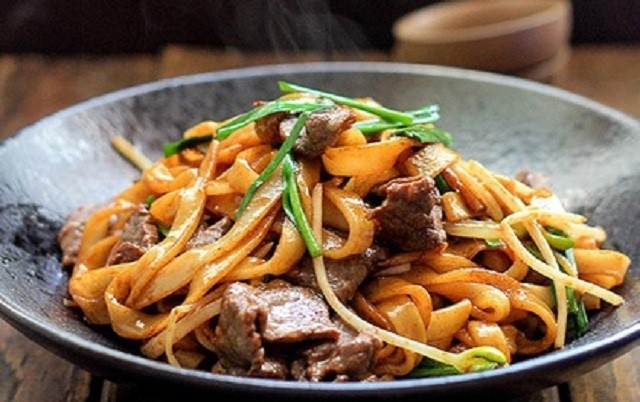 4 món từ bánh phở siêu ngon và dễ làm tại nhà 4 mon tu banh pho sieu ngon va de lam tai nha